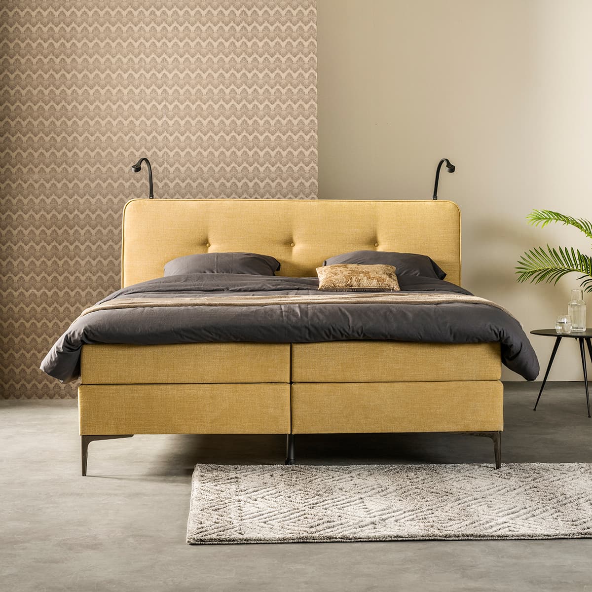 Boxspring Luxe Lelystad vlak - 1